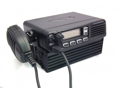 Радиостанция VX-4500