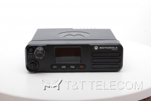 Motorola DM4400 автомобильная радиостанция