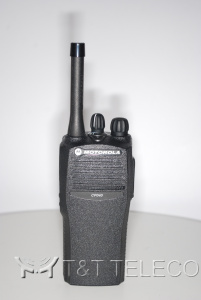 Motorola CP040 - Портативная радиостанция