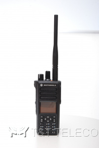 Motorola DP4800 портативная радиостанция